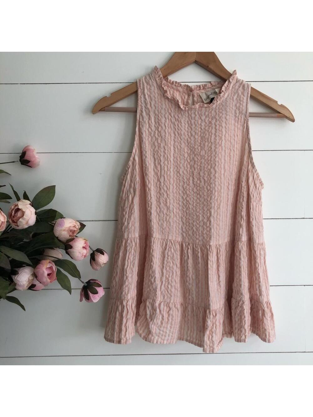 Universal Threads Soft Pink Tiered Top Women's Size S Boho Coquette Feminine
